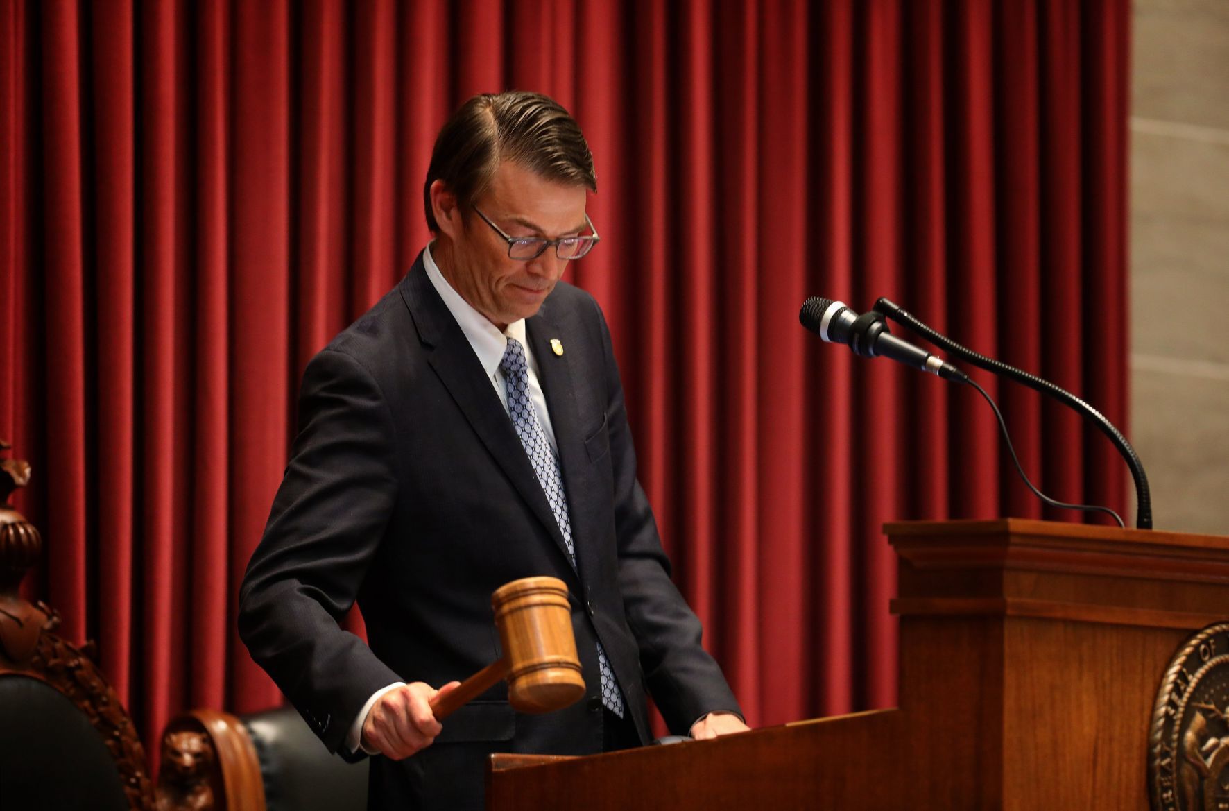 House opens special session on disciplinary action on Governor